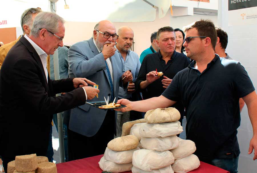 Feria queso artesano de Montanejos